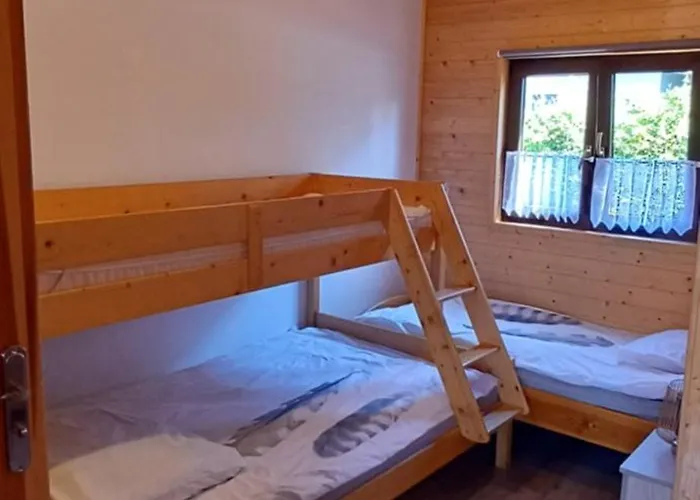 Blekitna Fala Letniskowe Lodge *